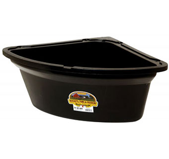 LITTLE GIANT 26 QT CORNER FEEDER BLACK 1/PKG