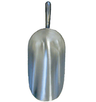 LIGHTWEIGHT VERY RUGGED FEED SCOOP ALUMINUM 58 OZ