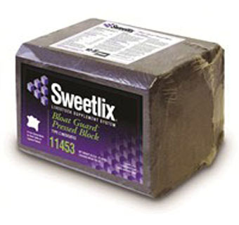 SWEETLIX BLOAT GUARD® PRESSED BLOCK 33 LB 1/PKG