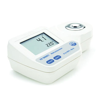 HANNA DIGITAL BRIX REFRACTOMETER