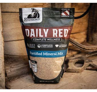 DAILY RED™ FORTIFIED HORSE MINERAL MIX 3-4% CALCIUM 5 LB